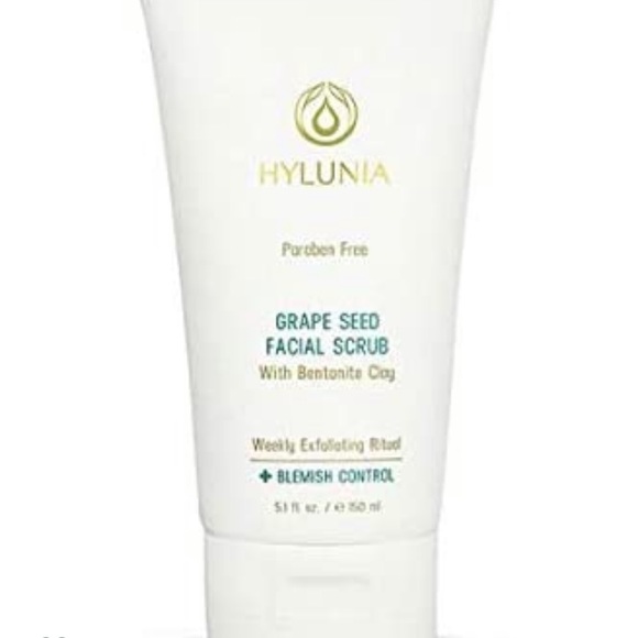 Grape seed exfoliating face wash- Luxury brand - Picture 4 of 4